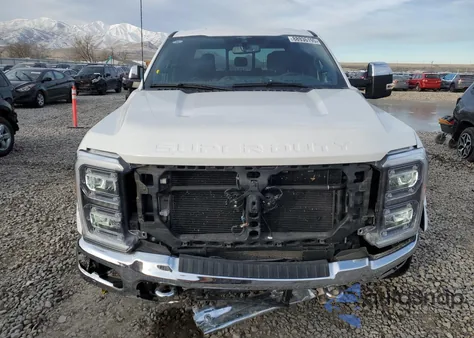 2023 Ford F250 Super Duty из США, поврежденный, VIN 1FT8W2BTXPED69885